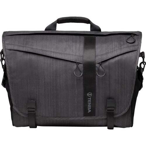 DNA 15 Messenger Bag (اسود)