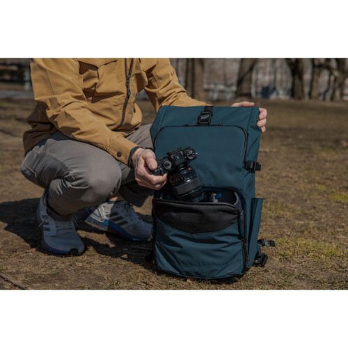 DNA 16 DSLR Photo Backpack (Blue)